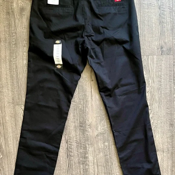 Dickies Flex Twill Pant Skinny Fit - Size 14 reg. - Picture 6 of 10